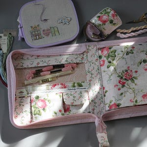 Cross Stitch Project Bag Needle Thread Organizer Storage Retreat Travel Embroidery Holder