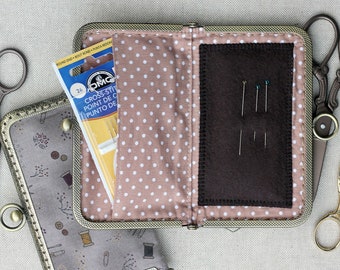 Needle Book Case with Pocket Cross Stitch Organizer Metal Frame Clasp Embroidery Keeper Needlework Tools Storage Holder Sewing Travel Kit