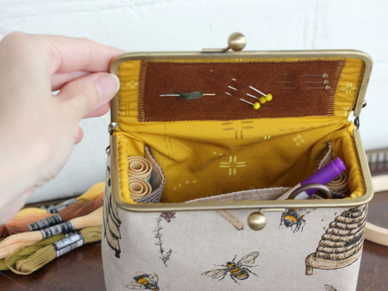 Bee Linen Sewing Organizer Box Handmade Storage Case Embroidery Tools ...