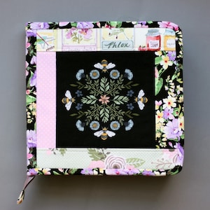 Cross Stitch Project Bag: Q-Snap & Needle Organizer Storage Retreat Travel Embroidery Holder