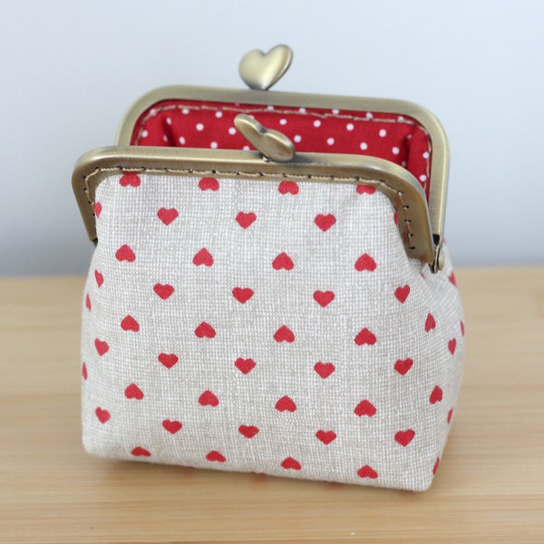 Heart Kiss Lock Coin Purse, Red Jewelry Storage Bag, Money Pouch, Earbuds Holder Wallet Pouch privacy Sanitary Woman