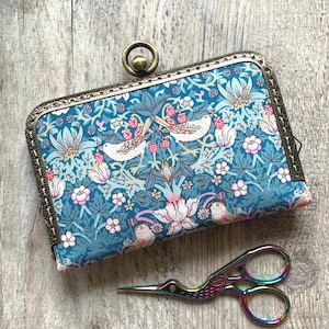 Needle Book Scissors Pocket Case Kiss Lock Sewing Organizer Embroidery Notions Thread Catcher