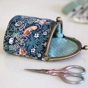 Mini Coin Purse for Thimble Sewing Storage Miniature Bag Cross Stitcher Small Pouch Embroidery Organizer, Earbuds Holder Wallet Pouch image 3