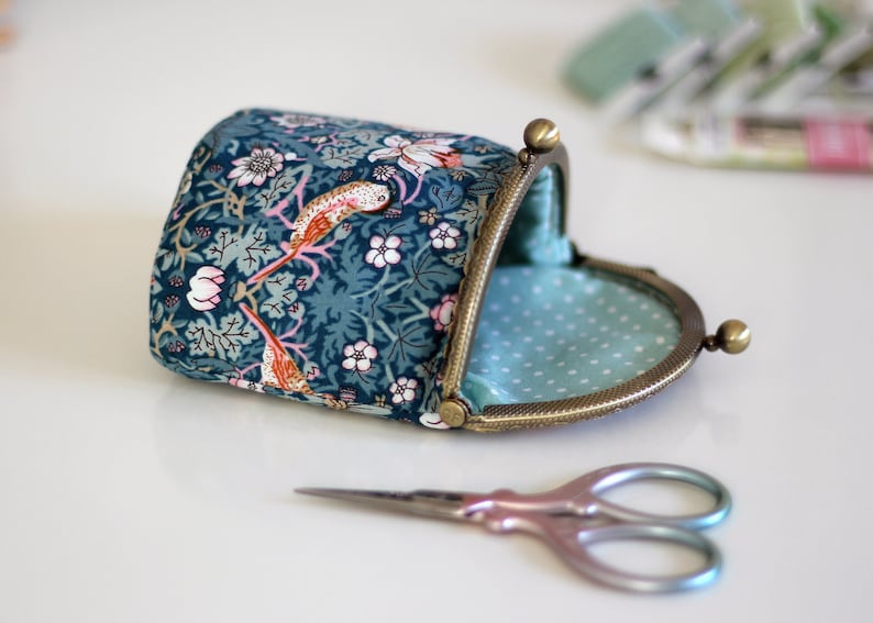 Mini Coin Purse for Thimble Sewing Storage Miniature Bag Cross Stitcher Small Pouch Embroidery Organizer, Earbuds Holder Wallet Pouch image 3