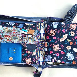 Cross Stitch Folder Organizer Set with Q Snap Cover 8 Inch