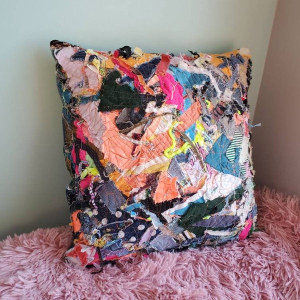 Eklektische Upcycled Kissenbezug - Kissenbezug - 15 x 15 - bunten Stoff Fetzen - Upcycled Denim-Rücken - Reißverschluss