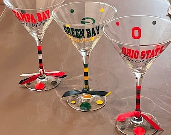 Martini glasses, Martini Gifts, Martini Birthday Gifts, football, Baseball, Sports Teams, Stemless Martini/Margarita Glasses