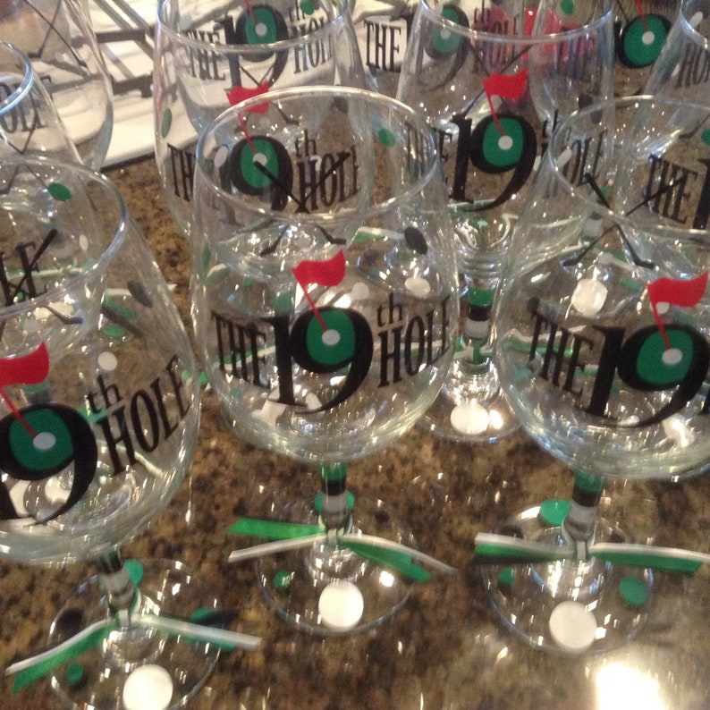 The 19th Hole Wine Glass Golf Fanatic Gifts Wine Glass Beer Etsy