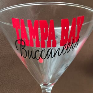 Tampa Bay Buccaneers Wine, Buccaneers Beer, Sports, Glassware, Tampa Bay Football, Fun Glassware image 3