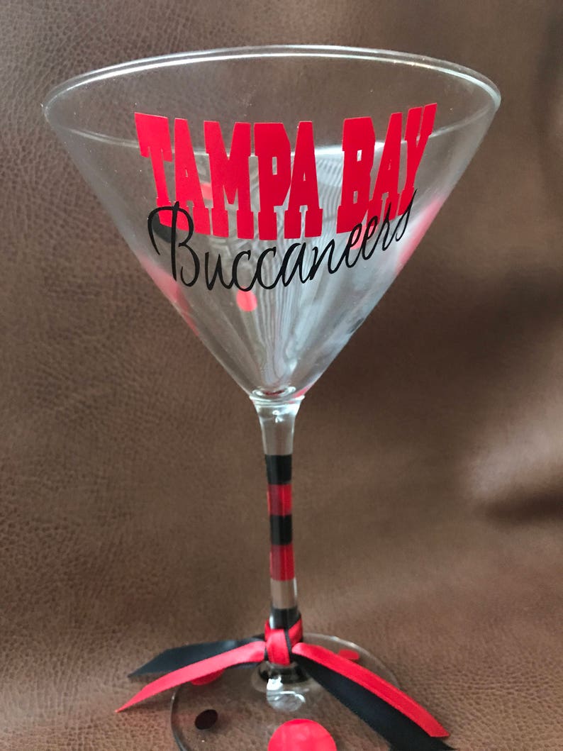 Tampa Bay Buccaneers Wine, Buccaneers Beer, Sports, Glassware, Tampa Bay Football, Fun Glassware image 4