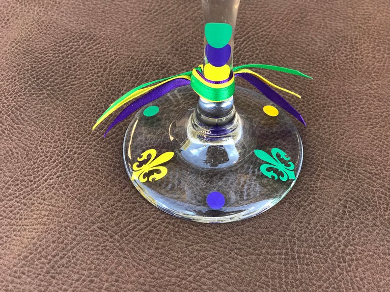 mardi gras glasses