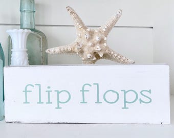 Flip flops sign, beach house home decor, reclaimed wood sign, nautical decor, beach cottage decor, distressed wood sign, handpainted sign