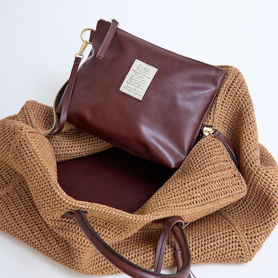 Bolso de viaje marrón, rafia natural, hecho a Accesorios de piel  auténtica y minibolso de mano de piel en el