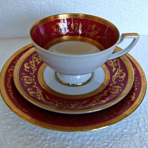 Top Quality Vintage Royal Tettau (Royal Bayreuth) Germany Cup Saucer,side plate in Fine Bone China In Gold and Maroon  Baroque Decoration