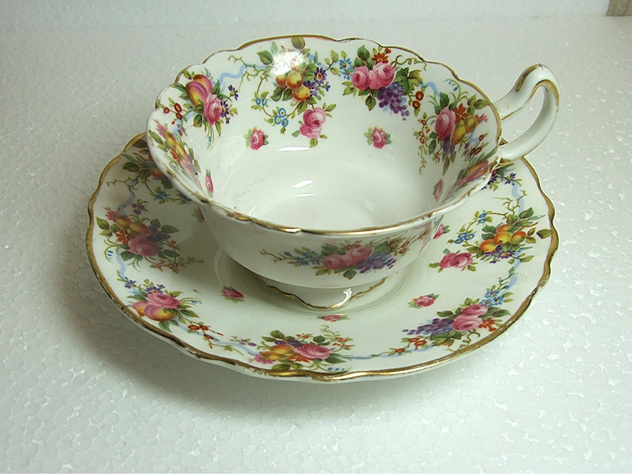 Chintz tea cup and saucer - Etsy 日本