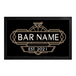 以下が含まれることがあります： 黒と金のアーデコ調の看板で、白い文字で「BAR NAME EST. 2021」と書かれています。