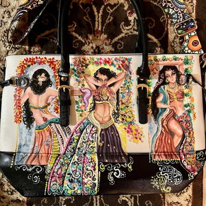 Bunte Handtasche aus veganem Leder, geringes Gewicht, langlebig, personalisierte handbemalte und gedruckte Kunst auf Taschen, einzigartiges Etsy-Geschenk für alle Gelegenheiten.