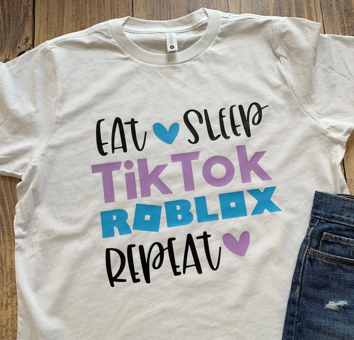 cute tshirts to wear on roblox free｜TikTok Search