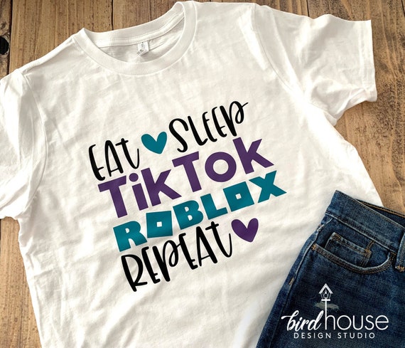 pink dino pjs ! <3  Hoodie roblox, Roblox shirt, Cute tshirt designs