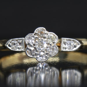 Edwardian Daisy Diamond Ring 18k Gold Antique Flower Cluster Ring with 9 Natural Diamonds 1901 1911 Engagement or Heirloom Size 8.5
