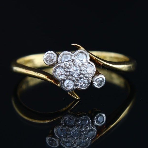 Vintage Art Deco Diamond daisy Cluster Ring in 18K Yellow Gold & Platinum 1922 Period