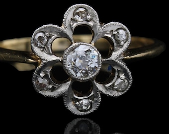 Vintage 18k Gold Diamond Cluster Ring: Floral Halo, US Size 7