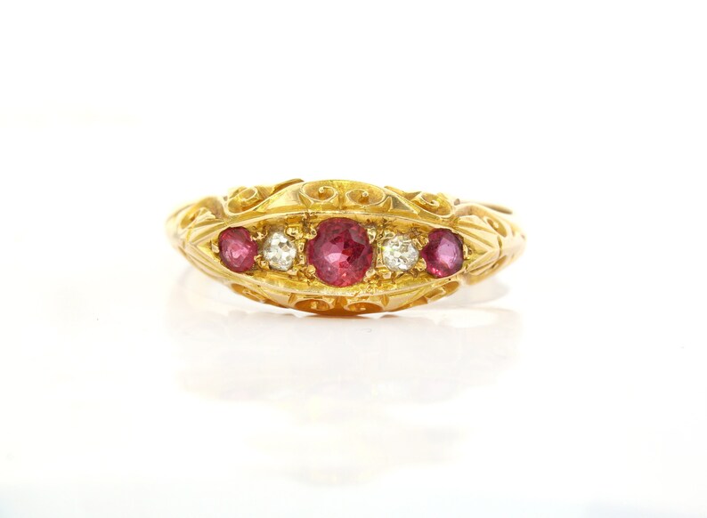 Antique Ruby Diamond Engagement Ring in 18K Yellow Gold Size 8 US, Q UK