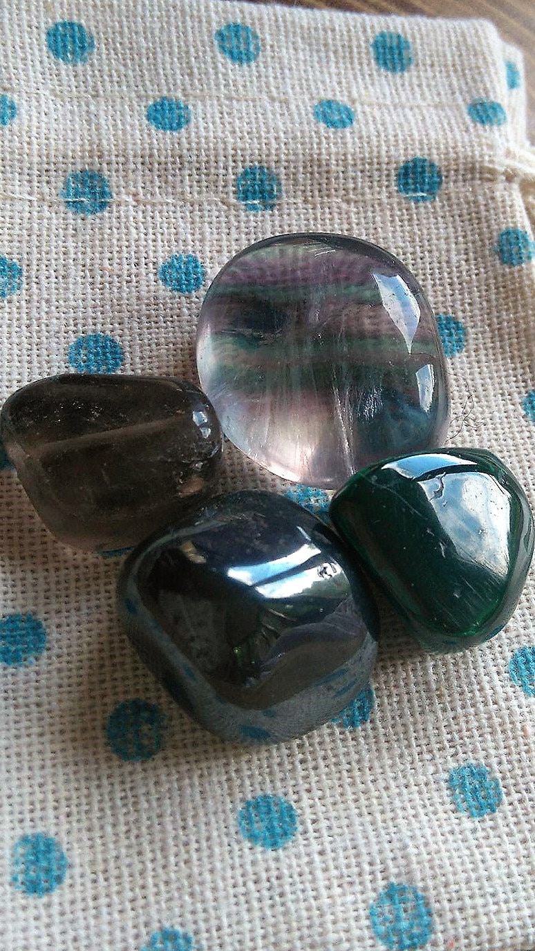 Crystal Healing/Sac de Focus Flourite Malachite Smoky Quartz Hématite Crystal Outil Méditation