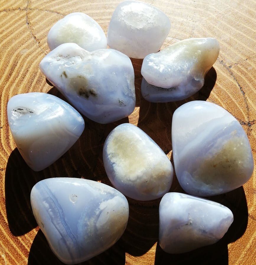 Pierre de Culbute en Dentelle Bleue, 1 Pièce, 25-45mm, Chakra La Gorge, Pierre Communication