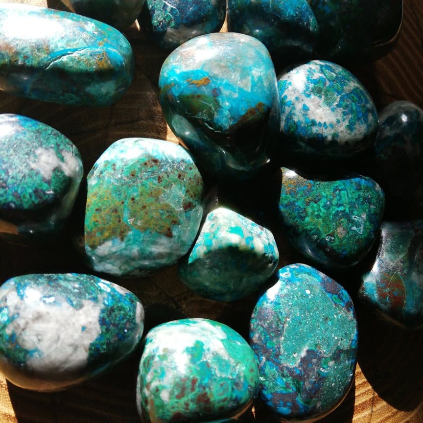 Grande Chrysocolle Pierre Tombée, 30 - 40mm, de Communication,