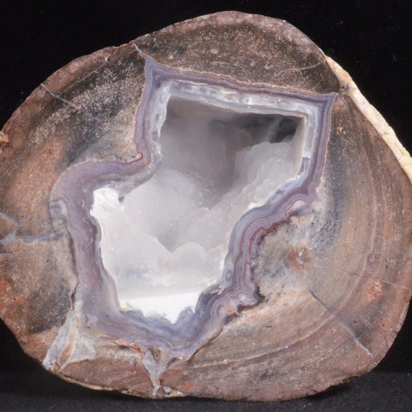 Polished Dugway Quartz Geode