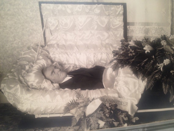 post mortem photo man