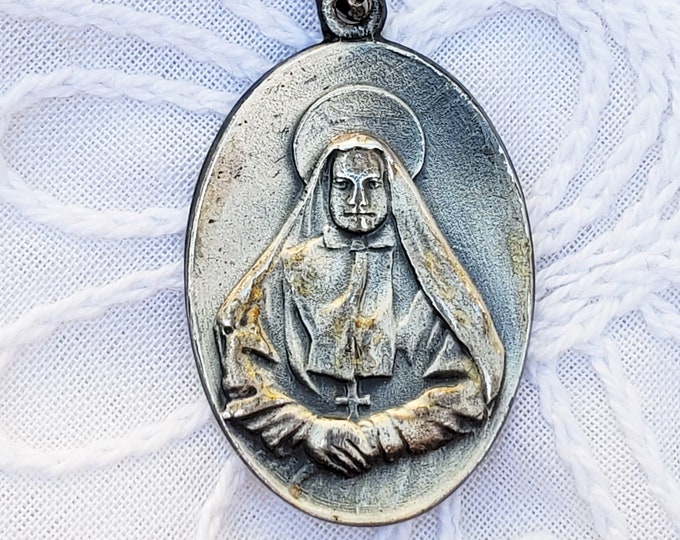 Vintage St Frances Xavier Cabrini Medal, Missionary Sisters of the ...