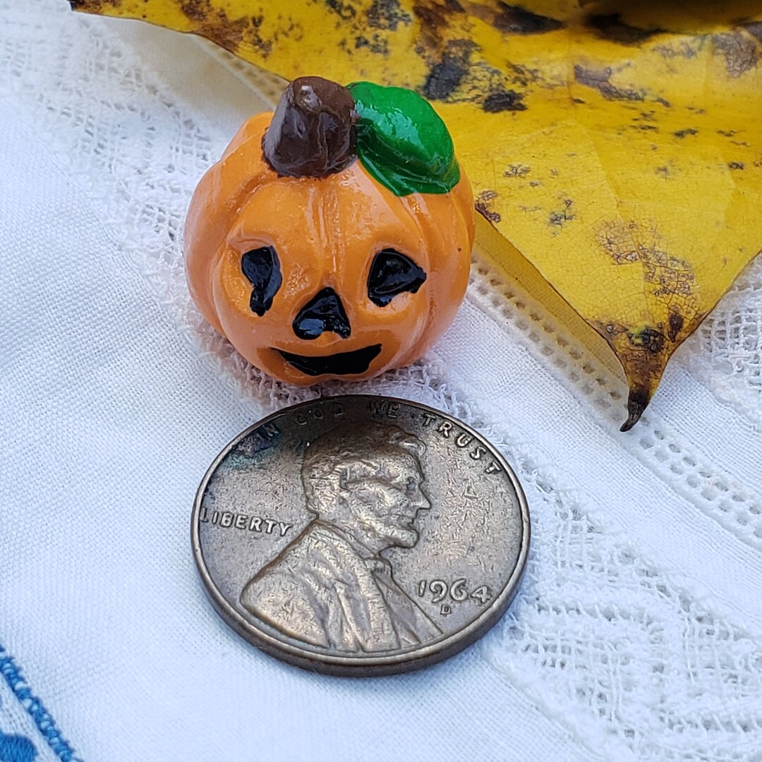 Mini Jack O Lantern
 Miniature Jack o lantern Mini Ceramic Pumpkin Halloween Etsy