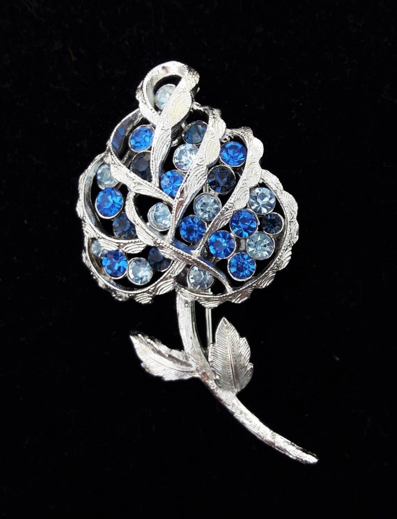 Vintage Coro Brooch, Flower Blue Rhinestones Pin,… - image 1