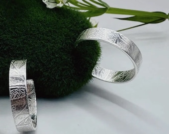 Pendientes de aro de hoja de plata Hand Crafter
