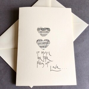 Tarjeta en blanco con detalles de música romántica: si la música es el alimento del amor: tarjeta de aniversario, tarjeta de boda, tarjeta de compromiso, diseño de corazones musicales