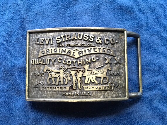 levi's buckle