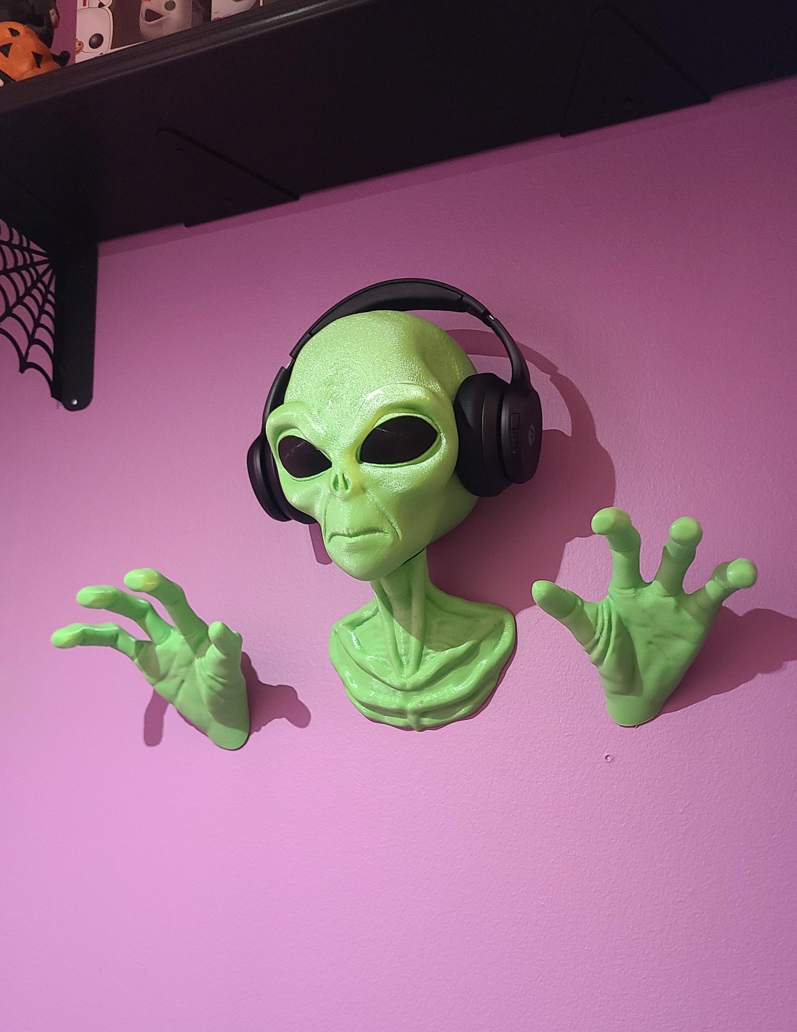 3D Printed Alien Headphone Holder Wall Mount - Etsy