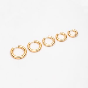 4pcs Chunky Hoop Huggies, 4mm Thick, Stainless Steel Hoop Earrings (GB-3301)