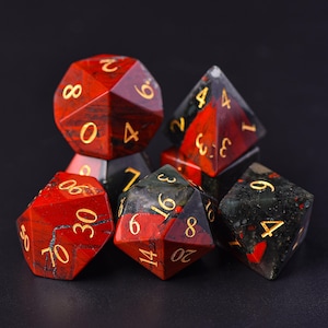 Africa Bloodstone Gemstone Dice Set: Dungeons and Dragons, Tabletop Gaming