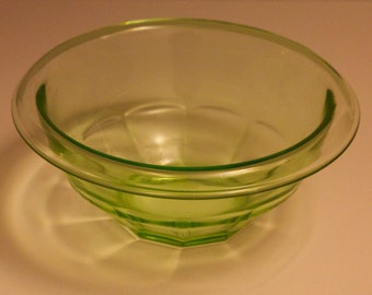 Green " Hazel Atlas " Depression Glass Bowl