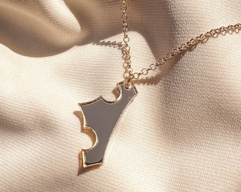 Aurora Crown Neckalce | Briar Rose | Disney Necklace | Sleeping Beauty