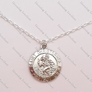 St SAINT CHRISTOPHER Rhodium Plated PENDANT Patron Saint of Travellers Hung on a 925 Sterling Silver Cable Necklace Chain.