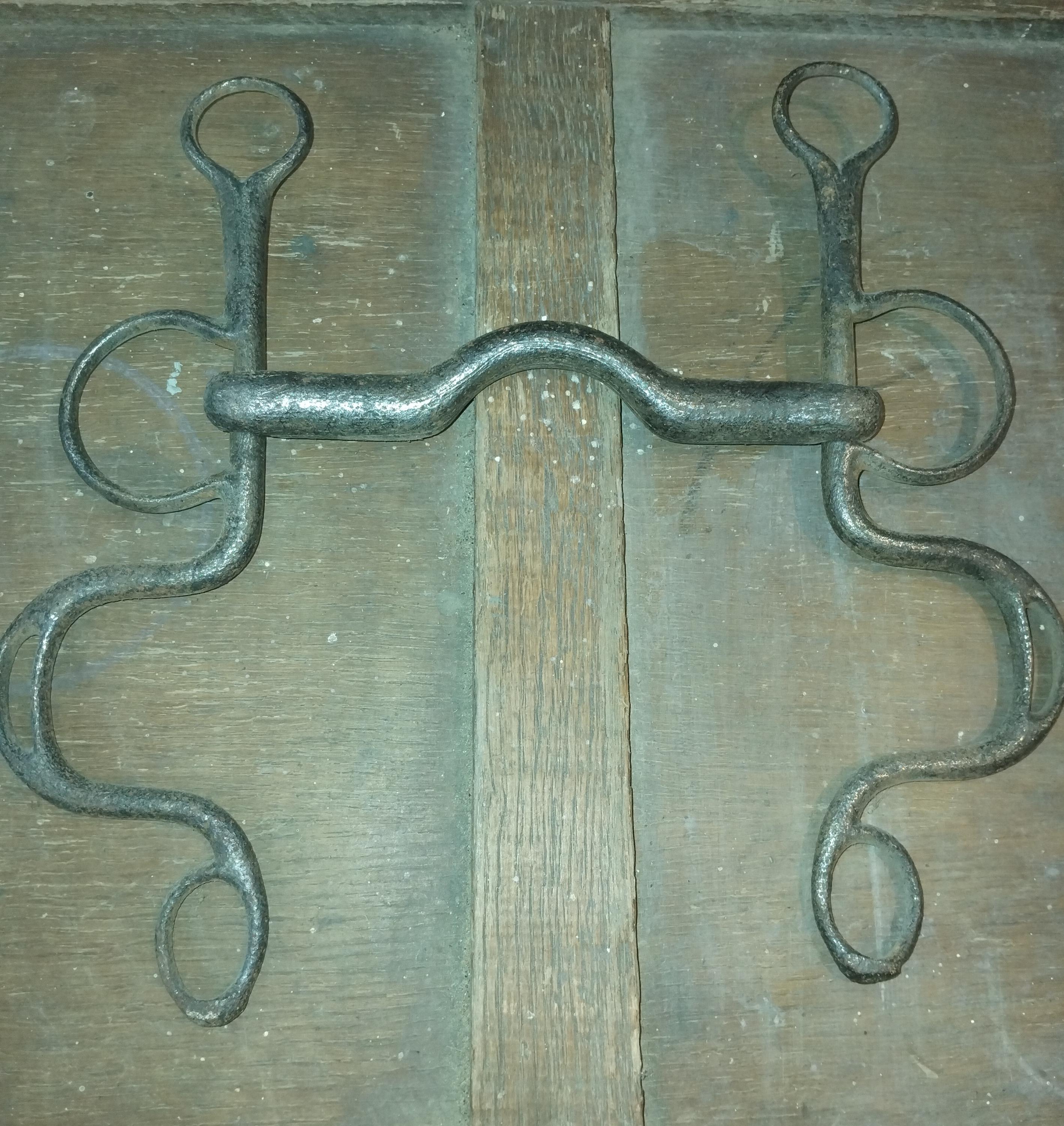 ビンテージの馬具。鉄製の乗馬用具 - Etsy 日本