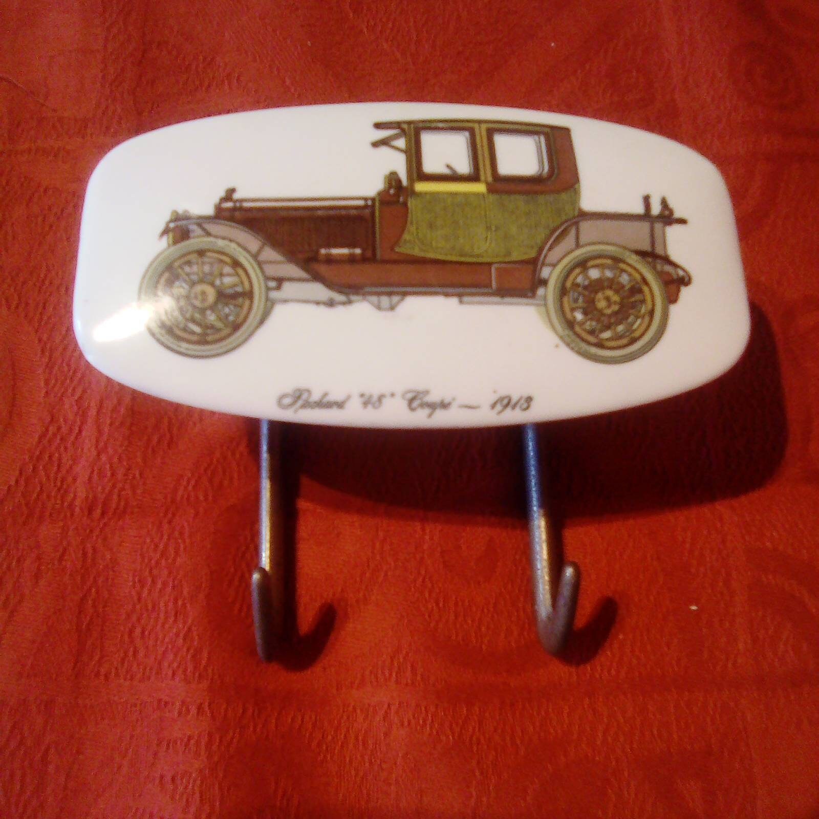 1950's Clothes Hangers Voitures Anciennes Figures - Mod. Dép. Fabriqué en Italie Packard 48 Coupé 19