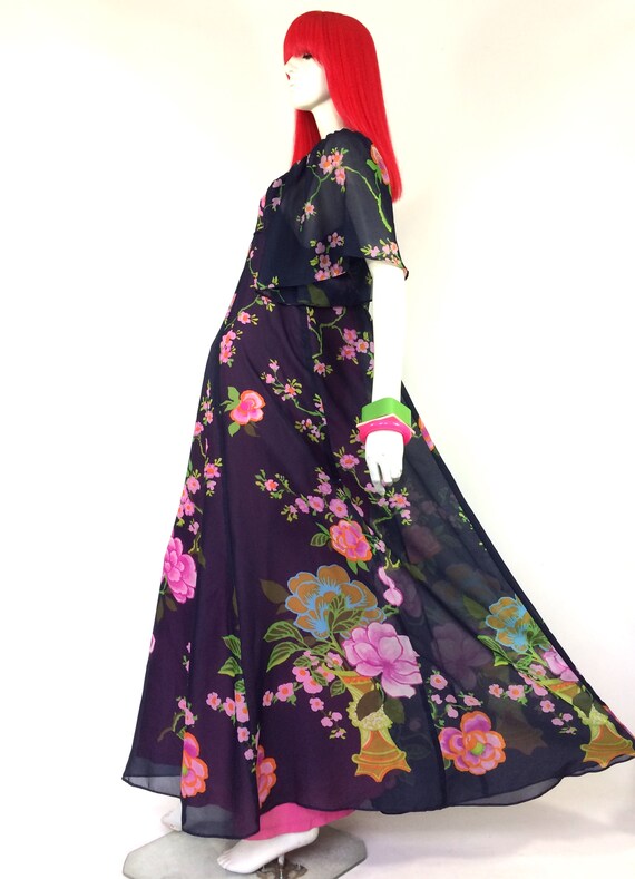 1960s vintage Simon Ellis flower power maxi dress… - image 5