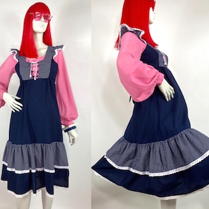 1970s vintage lace up milkmaid midi dress / Gunne Sax / hippie / cottage core / Hippie / 60s
