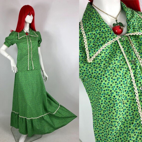 1970s Cotton Ditsy Floral blouse and skirt ensembl