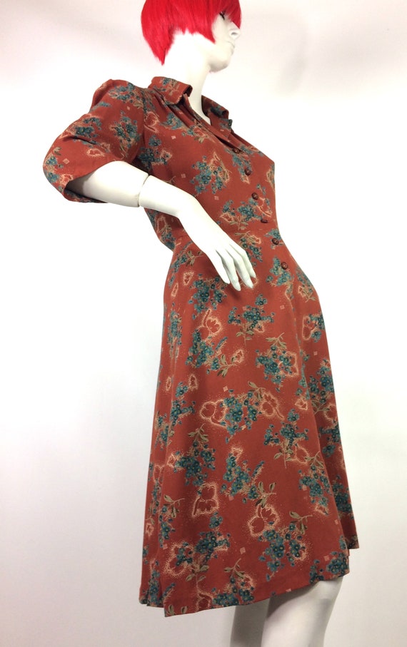 1970s does 40s vintage floral cotton shirt dress … - image 9